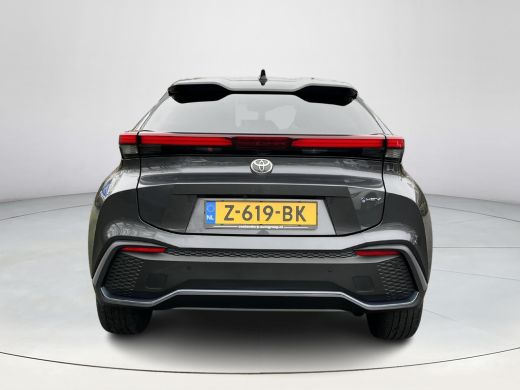 Toyota C-HR 1.8 Hybrid 140 First Edition | Navigatie | Camera's rondom | Electrische achterklep | Parkeersens... ActivLease financial lease