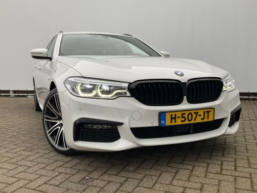BMW 5 Serie Touring 520i M-Sport High Executive HUD Dak Leer Trekhaak Edition M-pakket ActivLease financial lease