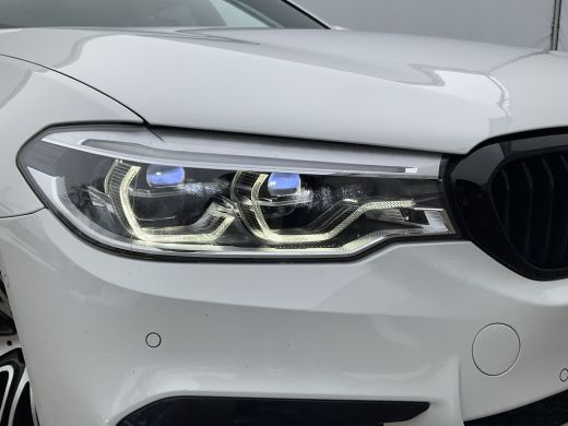 BMW 5 Serie Touring 520i M-Sport High Executive HUD Dak Leer Trekhaak Edition M-pakket ActivLease financial lease