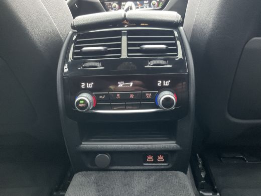 BMW 5 Serie Touring 520i M-Sport High Executive HUD Dak Leer Trekhaak Edition M-pakket ActivLease financial lease