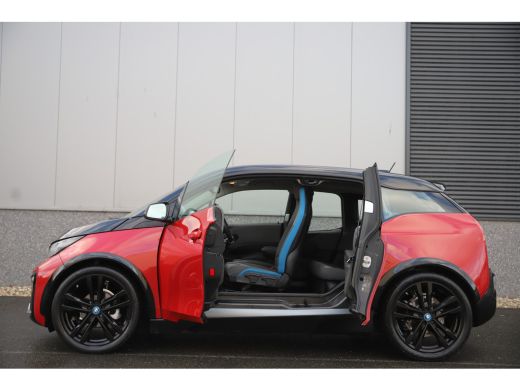 BMW i3 S Executive 184pk 120Ah 42 kWh/Camera/Carplay/W-pomp/20"/3-Fase ActivLease financial lease