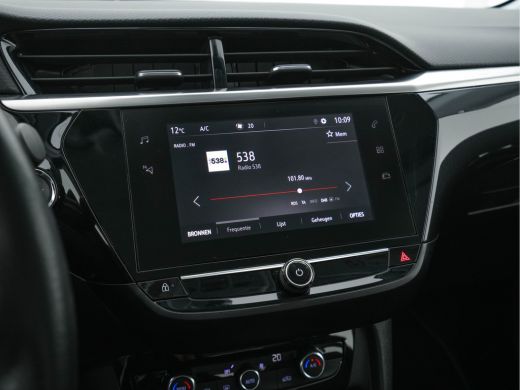 Opel CORSA-E Elegance 50 kWh [ 3-Fase ] (INCL-BTW) Aut. *FULL-LED | DIGI-COCKPIT | LEATHER-MICROFIBRE | CARPLA... ActivLease financial lease