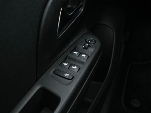 Opel CORSA-E Elegance 50 kWh [ 3-Fase ] (INCL-BTW) Aut. *FULL-LED | DIGI-COCKPIT | LEATHER-MICROFIBRE | CARPLA... ActivLease financial lease