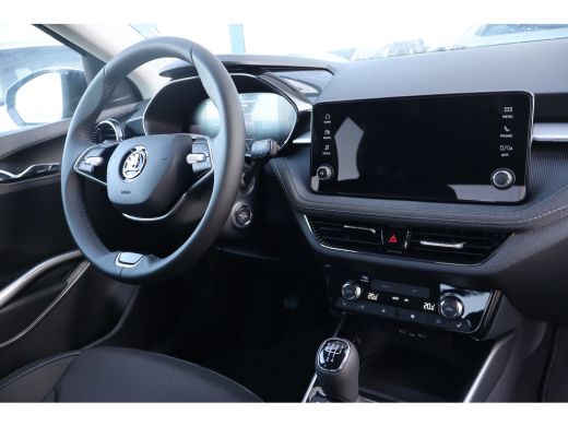 Skoda Fabia ŠKODA Business Edition | Achteruitrijcamera | Chromen raamlijsten | Cruise control met speedlimiter ActivLease financial lease