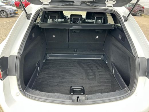 Toyota Corolla Touring Sports 1.8 Hybrid Dynamic ActivLease financial lease