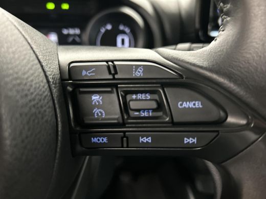 Toyota Yaris 1.5 VVT-i First Edition ActivLease financial lease