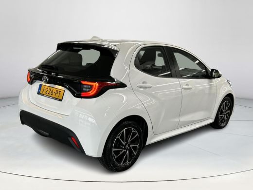 Toyota Yaris 1.5 VVT-i First Edition ActivLease financial lease
