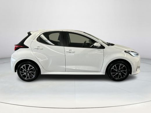 Toyota Yaris 1.5 VVT-i First Edition ActivLease financial lease