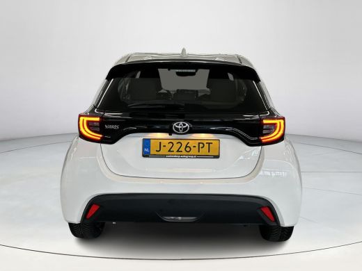 Toyota Yaris 1.5 VVT-i First Edition ActivLease financial lease