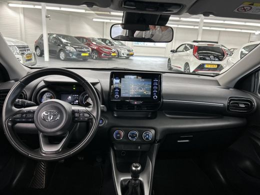 Toyota Yaris 1.5 VVT-i First Edition ActivLease financial lease