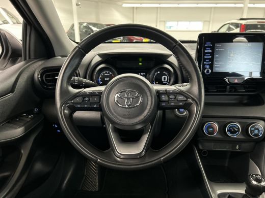 Toyota Yaris 1.5 VVT-i First Edition ActivLease financial lease