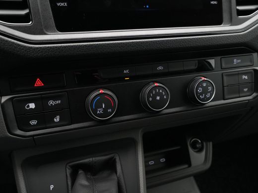 Volkswagen Crafter 30 2.0 TDI 140pk DSG L3H3 Highline Navigatie Camera DAB Carplay Pdc Stuurverwarming ActivLease financial lease