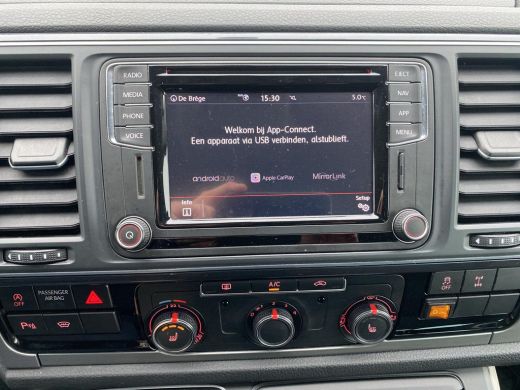 Volkswagen Transporter 2.0 TDI L2H1 DC 4Motion Highline | Trekhaak | DSG | ACC | Dubbel cabine | LED | 4x4 | Navi | Beti... ActivLease financial lease