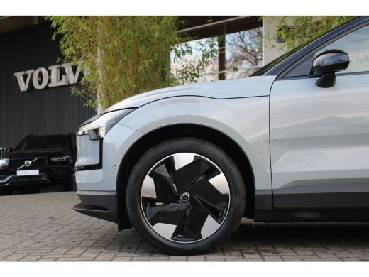 Volvo  EX30 Volvo Single Motor Extended Range Ultra 69 kWh | Full Option! | Pilot Assist | Panoramadak | 360 ... ActivLease financial lease
