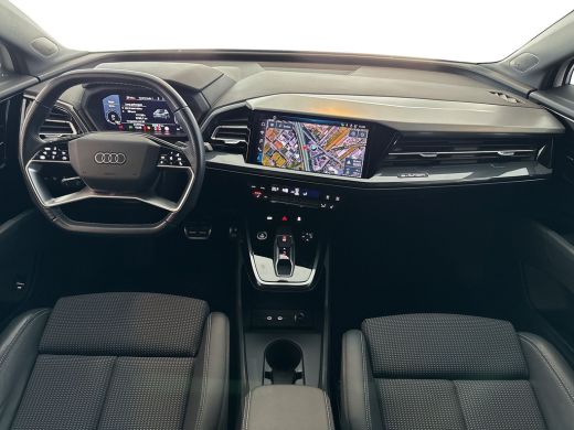 Audi Q4 Sportback e-tron 45 286pk quattro S edition 77 kWh / Stoelverwarming voorin / Matrix-ledkoplampen / Instaplijsten ... ActivLease financial lease