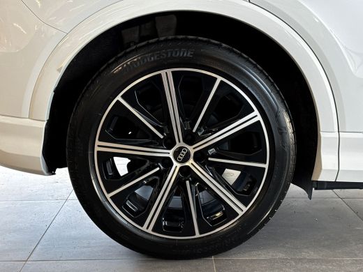 Audi Q4 Sportback e-tron 45 286pk quattro S edition 77 kWh / Stoelverwarming voorin / Matrix-ledkoplampen / Instaplijsten ... ActivLease financial lease