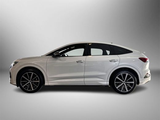 Audi Q4 Sportback e-tron 45 286pk quattro S edition 77 kWh / Stoelverwarming voorin / Matrix-ledkoplampen / Instaplijsten ... ActivLease financial lease