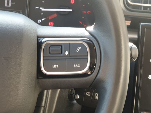 Citroën C3 1.2 PureTech Shine | Achteruitrijcamera | Navigatiesysteem full map | Parkeersensor achter ActivLease financial lease