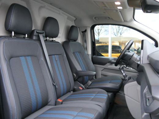 Ford Transit Custom 300 2.0 TDCI L2H1 Sport | Lengte 2 | 150pk! |  B&O | Inklapbare Trekhaak | Stoel&Stuur Verwarming... ActivLease financial lease