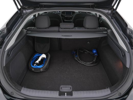 Hyundai IONIQ Comfort EV Aut. *INFINITY-AUDIO | NAVI-FULLMAP | CAMERA | CCS-FASTLOADER | LANE-ASSIST | ADAPTIVE... ActivLease financial lease