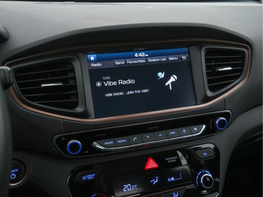 Hyundai IONIQ Comfort EV Aut. *INFINITY-AUDIO | NAVI-FULLMAP | CAMERA | CCS-FASTLOADER | LANE-ASSIST | ADAPTIVE... ActivLease financial lease