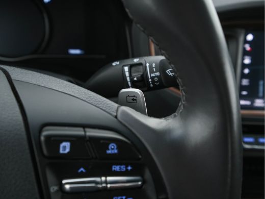 Hyundai IONIQ Comfort EV Aut. *INFINITY-AUDIO | NAVI-FULLMAP | CAMERA | CCS-FASTLOADER | LANE-ASSIST | ADAPTIVE... ActivLease financial lease