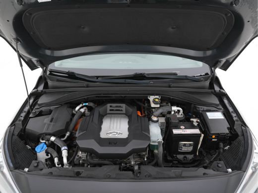 Hyundai IONIQ Comfort EV Aut. *INFINITY-AUDIO | NAVI-FULLMAP | CAMERA | CCS-FASTLOADER | LANE-ASSIST | ADAPTIVE... ActivLease financial lease