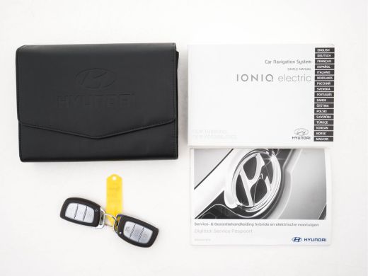 Hyundai IONIQ Comfort EV Aut. *INFINITY-AUDIO | NAVI-FULLMAP | CAMERA | CCS-FASTLOADER | LANE-ASSIST | ADAPTIVE... ActivLease financial lease