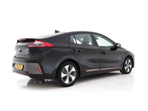 Hyundai IONIQ Comfort EV Aut. *INFINITY-AUDIO | NAVI-FULLMAP | CAMERA | CCS-FASTLOADER | LANE-ASSIST | ADAPTIVE... ActivLease financial lease