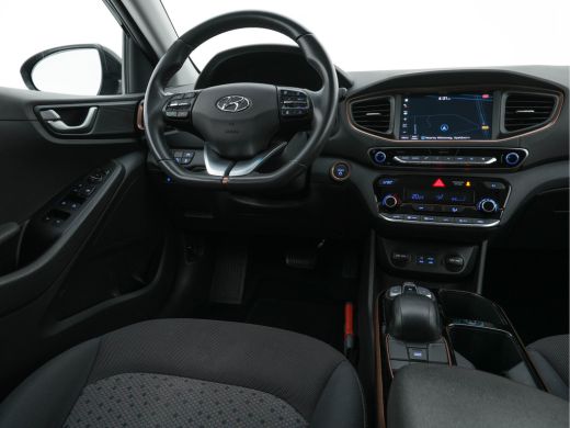 Hyundai IONIQ Comfort EV Aut. *INFINITY-AUDIO | NAVI-FULLMAP | CAMERA | CCS-FASTLOADER | LANE-ASSIST | ADAPTIVE... ActivLease financial lease