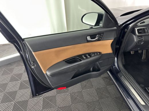 Kia Optima Sportswagon 1.7 CRDi DynamicLine *PANO | FULL-LEATHER | HARMAN/KARDON-AUDIO | NAVI-FULLMAP | CAMERA | KEYLESS... ActivLease financial lease