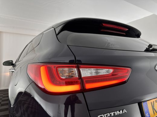 Kia Optima Sportswagon 1.7 CRDi DynamicLine *PANO | FULL-LEATHER | HARMAN/KARDON-AUDIO | NAVI-FULLMAP | CAMERA | KEYLESS... ActivLease financial lease