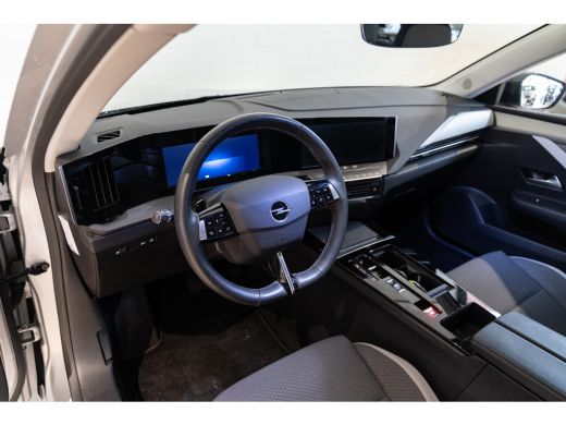 Opel Astra Sports Tourer Opel 1.6 Turbo 180 PK Hybrid Edition | Apple Carplay & Android Auto | Climate contr... ActivLease financial lease