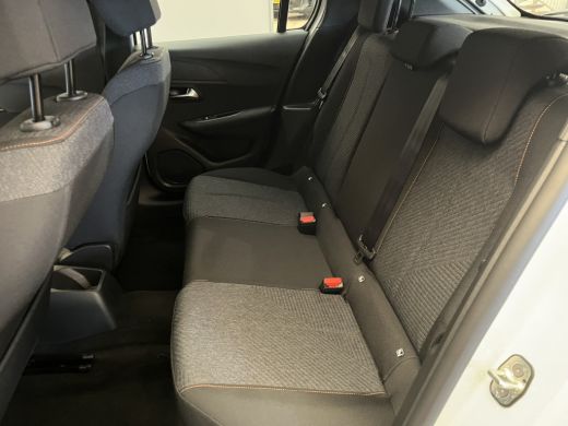 Peugeot 208 Style | Dashboard en deurpanelen in kunststof met carboneffect | Ecoled koplampen | Elektrisch ve... ActivLease financial lease