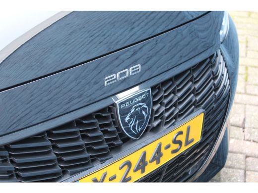 Peugeot e-208 EV Style 50 kWh | Navigatie | Stoelverwarming | Fase 3 | Nieuw model | BTW | ActivLease financial lease