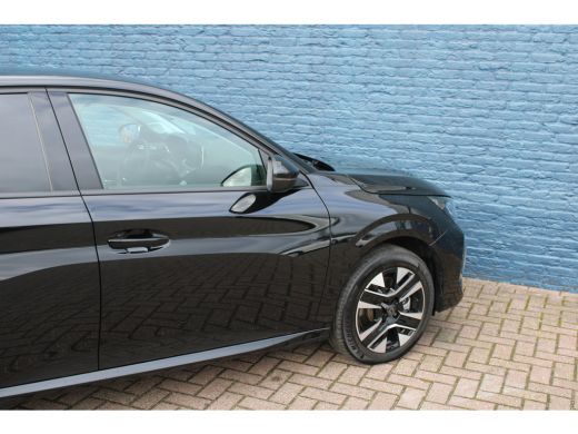 Peugeot e-208 EV Style 50 kWh | Navigatie | Stoelverwarming | Fase 3 | Nieuw model | BTW | ActivLease financial lease