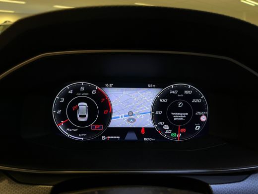 Seat Leon Sportstourer 1.0 eTSI Style Business Intense | Navigatie | Getint glas achter | Parkeersensoren V+A ActivLease financial lease
