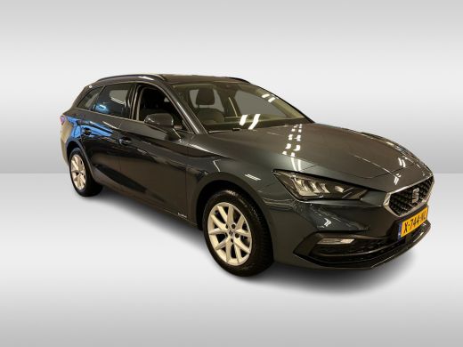 Seat Leon Sportstourer 1.0 eTSI Style Business Intense | Navigatie | Getint glas achter | Parkeersensoren V+A ActivLease financial lease