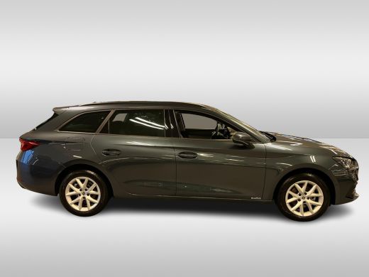 Seat Leon Sportstourer 1.0 eTSI Style Business Intense | Navigatie | Getint glas achter | Parkeersensoren V+A ActivLease financial lease