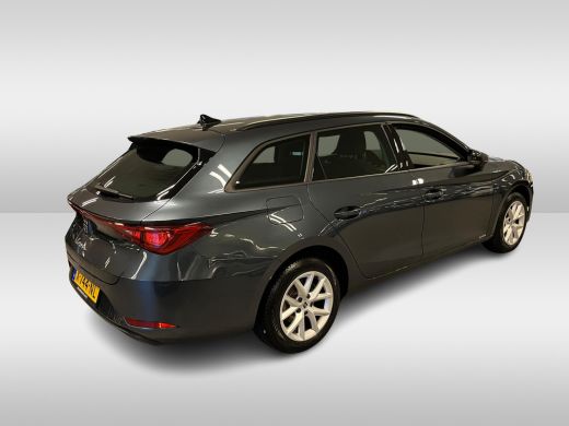 Seat Leon Sportstourer 1.0 eTSI Style Business Intense | Navigatie | Getint glas achter | Parkeersensoren V+A ActivLease financial lease