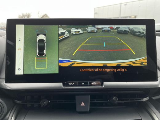 Toyota C-HR 2.0 Hybrid 200 First Edition | Navigatie | Apple CarPlay/Android auto | 360 graden camera ActivLease financial lease