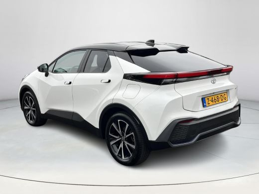 Toyota C-HR 2.0 Hybrid 200 First Edition | Navigatie | Apple CarPlay/Android auto | 360 graden camera ActivLease financial lease