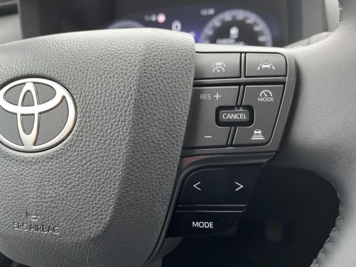 Toyota C-HR 2.0 Hybrid 200 First Edition | Navigatie | Apple CarPlay/Android auto | 360 graden camera ActivLease financial lease