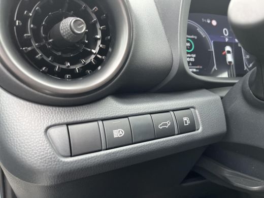 Toyota C-HR 2.0 Hybrid 200 First Edition | Navigatie | Apple CarPlay/Android auto | 360 graden camera ActivLease financial lease