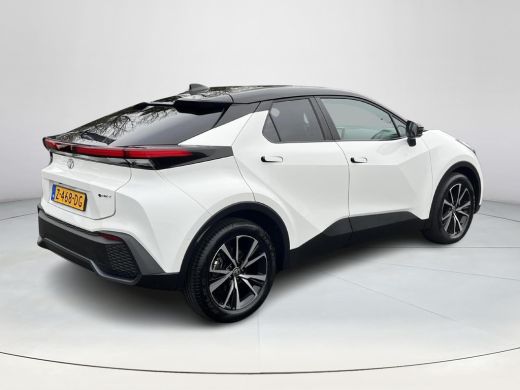 Toyota C-HR 2.0 Hybrid 200 First Edition | Navigatie | Apple CarPlay/Android auto | 360 graden camera ActivLease financial lease