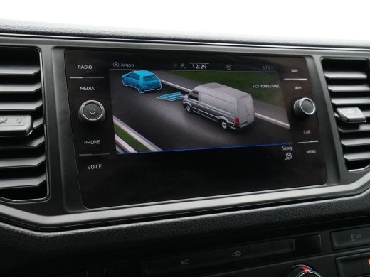 Volkswagen Crafter 30 2.0 TDI 140pk DSG L3H3 Exclusive Edition Navigatie Trekhaak Camera Lm Velgen ActivLease financial lease