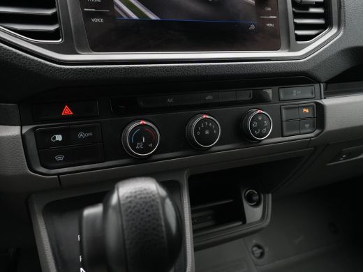 Volkswagen Crafter 30 2.0 TDI 140pk DSG L3H3 Exclusive Edition Navigatie Trekhaak Camera Lm Velgen ActivLease financial lease
