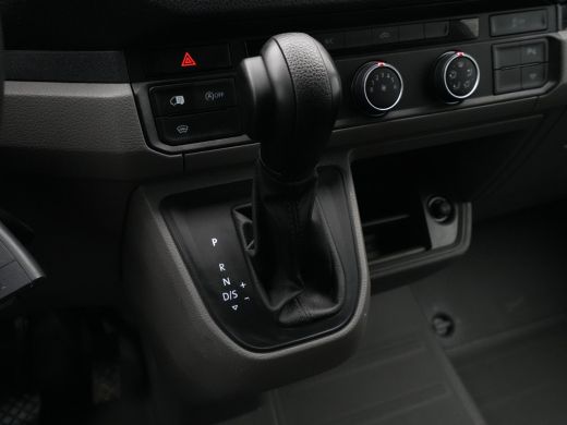 Volkswagen Crafter 30 2.0 TDI 140pk DSG L3H3 Exclusive Edition Navigatie Trekhaak Camera Lm Velgen ActivLease financial lease