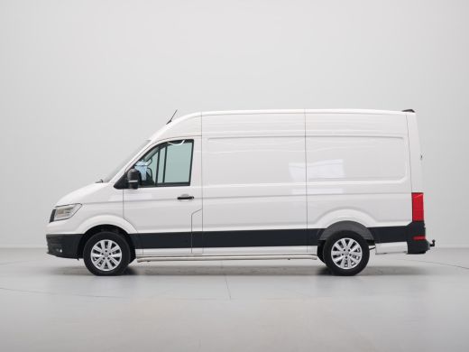 Volkswagen Crafter 30 2.0 TDI 140pk DSG L3H3 Exclusive Edition Navigatie Trekhaak Camera Lm Velgen ActivLease financial lease