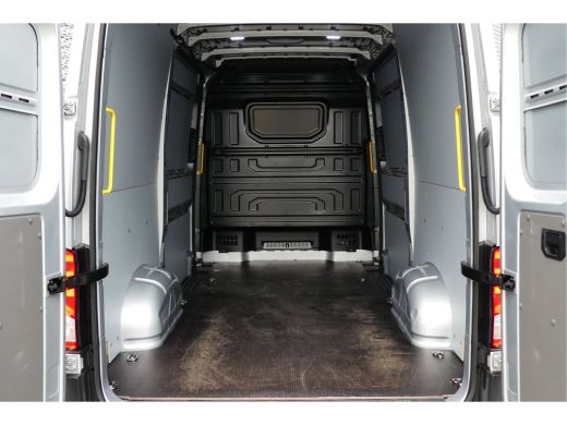 Volkswagen Crafter 35 | Exclusive | Dubbele Schuifdeur | Automaat | Led | Adaptive Cruise | Navi | Camera ActivLease financial lease
